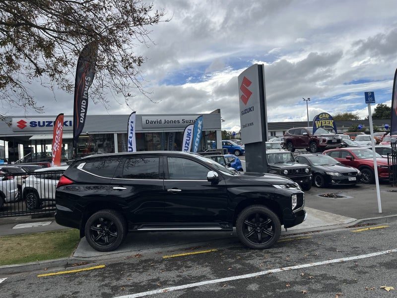 2026 Mitsubishi Pajero Sport VRX, photo 3