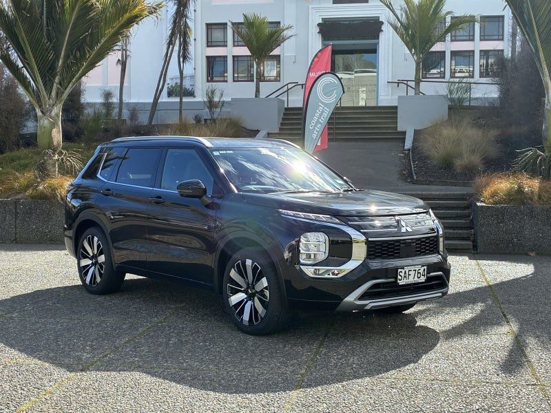 2026 Mitsubishi Outlander VRX 2wd