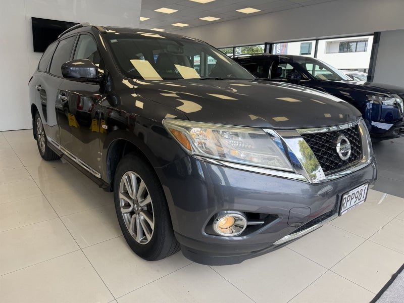 2016 Nissan Pathfinder Ti