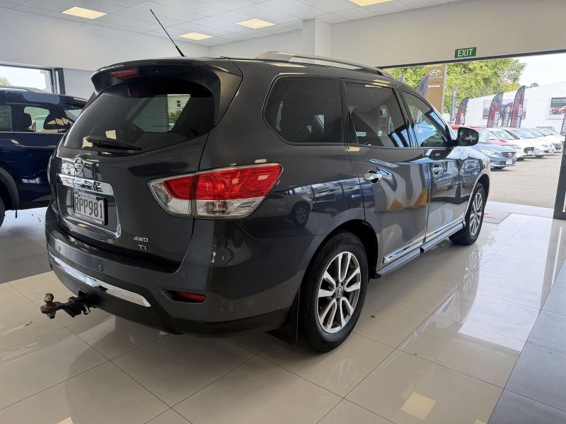 2016 Nissan Pathfinder Ti, photo 3