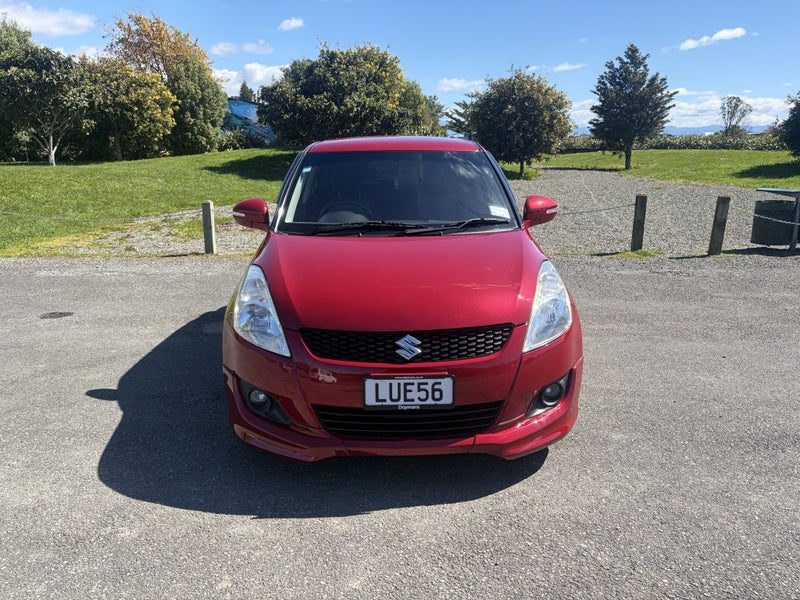 2011 Suzuki Swift, photo 3