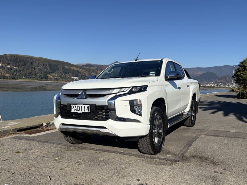 2022 Mitsubishi Triton DC VRX 4WD 6AT 2.4D