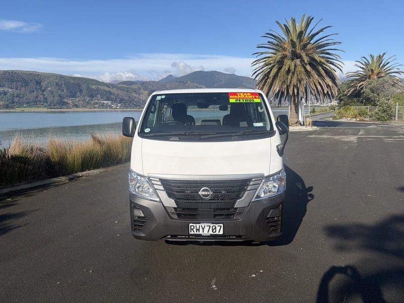 2022 Nissan Caravan Used Commercial NV350, photo 2