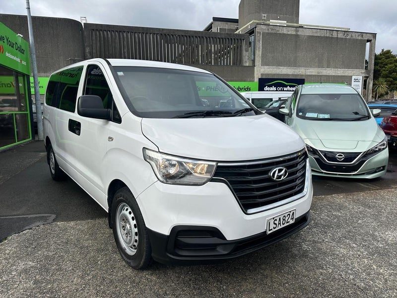 2018 Hyundai iLoad, photo 2