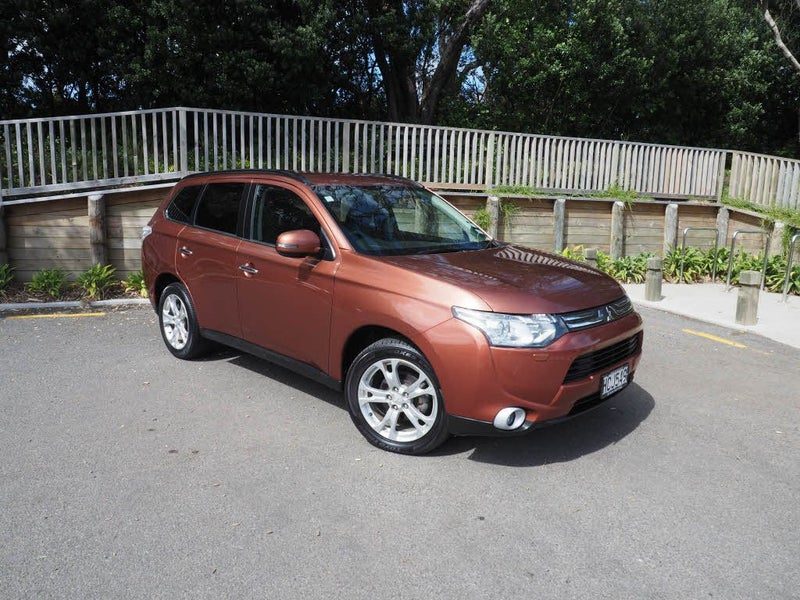 2014 Mitsubishi Outlander OUTLANDER VRX 4WD