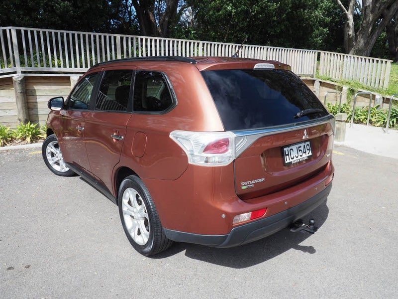2014 Mitsubishi Outlander OUTLANDER VRX 4WD, photo 2
