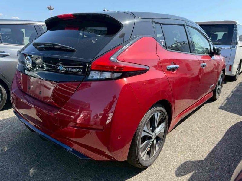 2017 Nissan Leaf G SPEC, photo 2