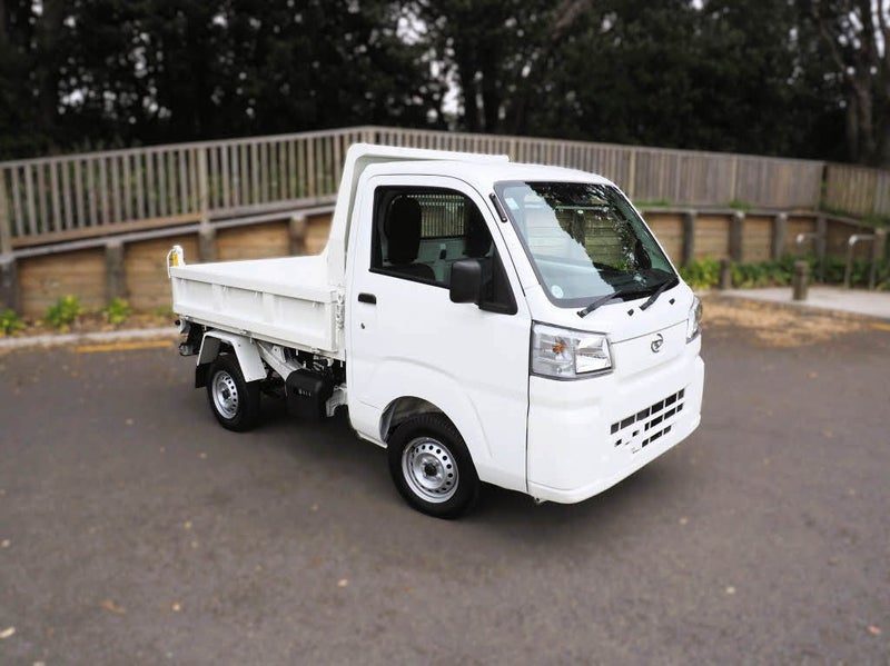 2026 Daihatsu Hijet 4WD TIPPER