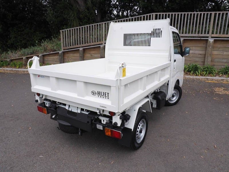 2026 Daihatsu Hijet 4WD TIPPER, photo 2