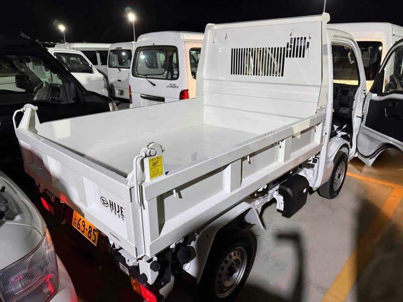 2025 Daihatsu Hijet 4WD TIPPER, photo 2