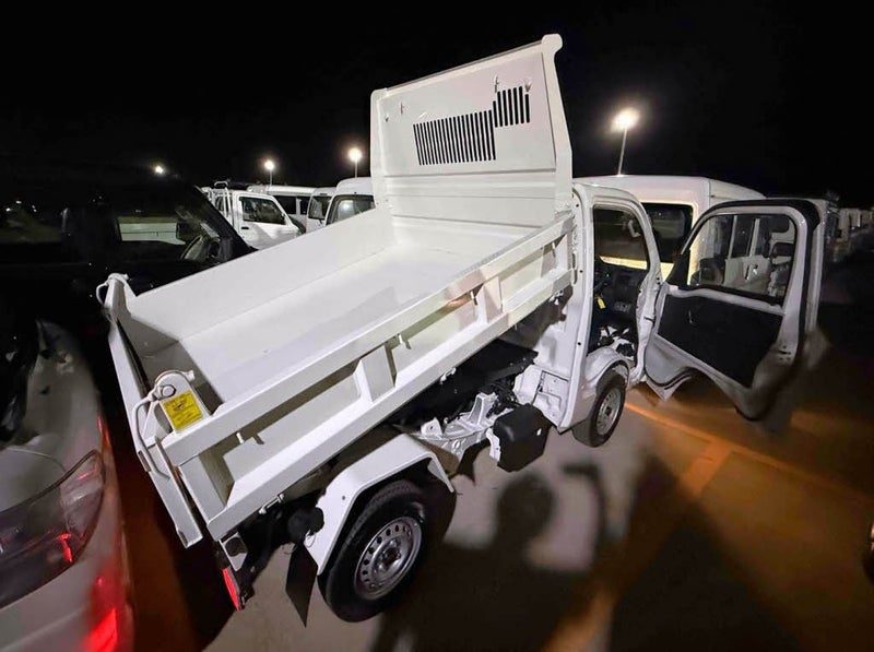 2025 Daihatsu Hijet 4WD TIPPER, photo 3