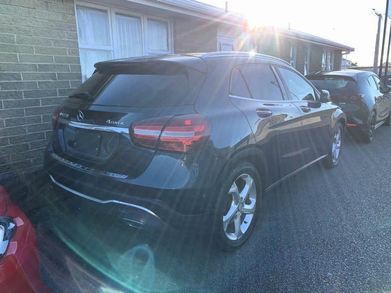 2017 Mercedes-Benz GLA 220 4MATIC, photo 3
