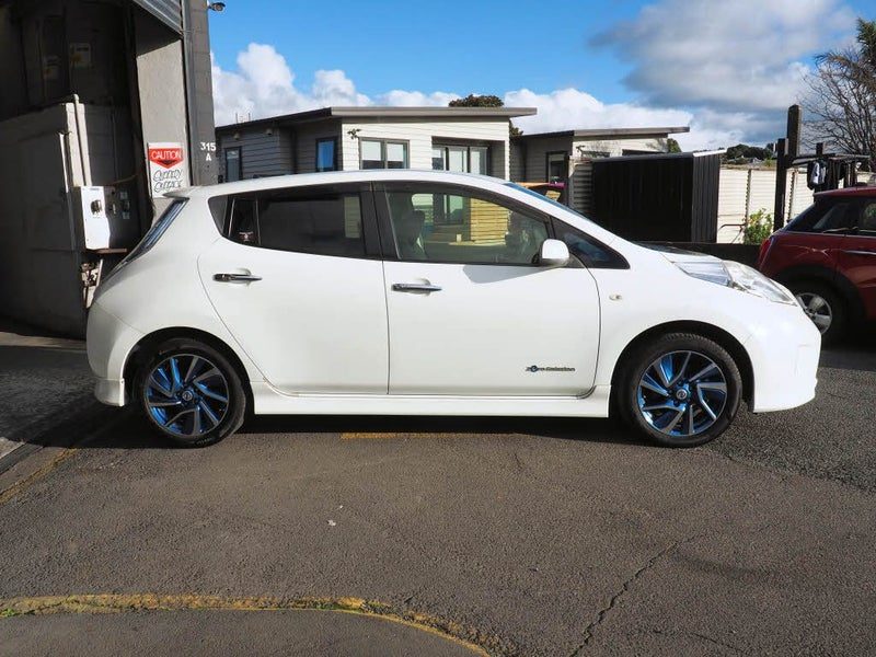 2015 Nissan Leaf G SPEC, photo 3
