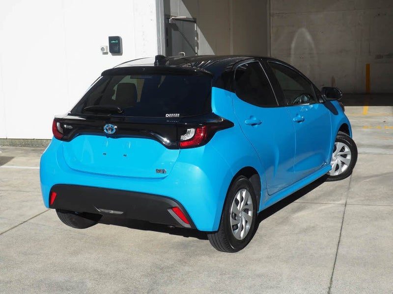 2023 Toyota Yaris YARIS, photo 3