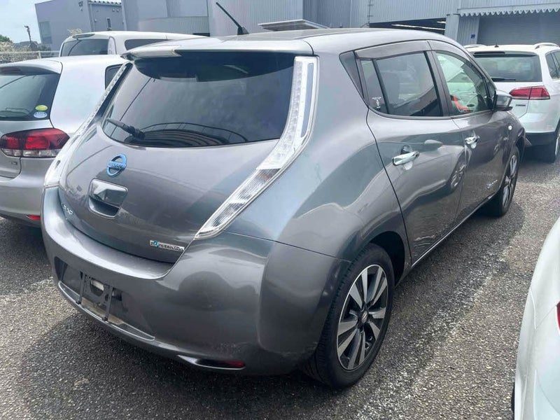 2017 Nissan Leaf X V, photo 3