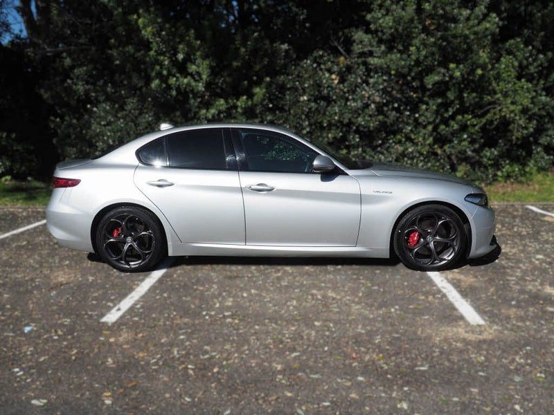 2017 Alfa Romeo Giulia 2wd, photo 3