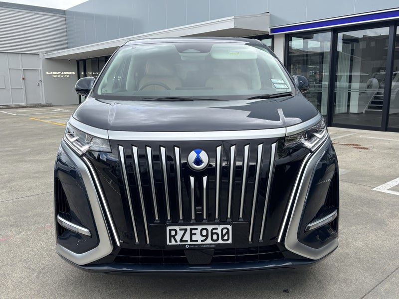 2026 DENZA D9 EV AWD, photo 2