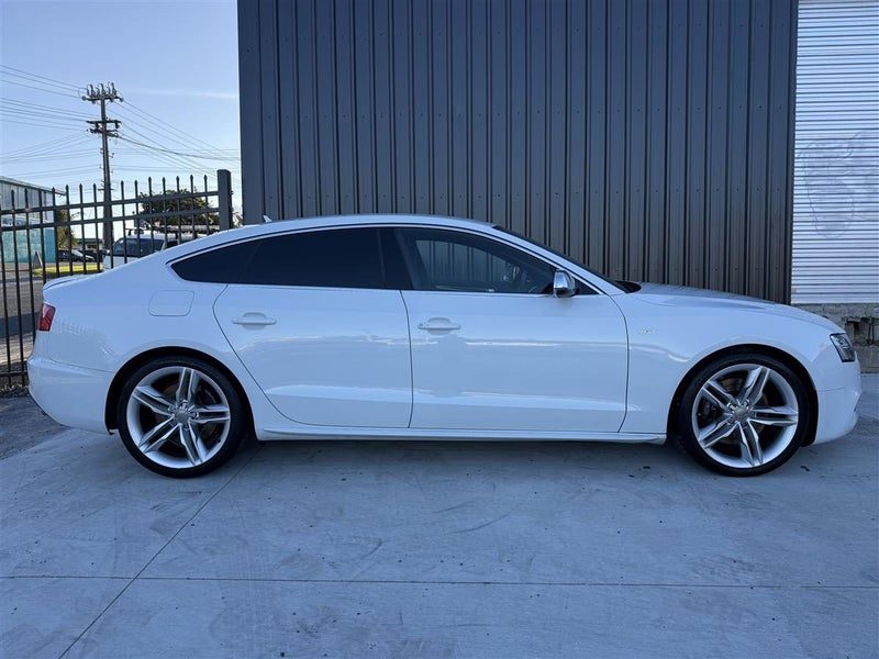2013 Audi S5 Sportback Quattro, photo 2