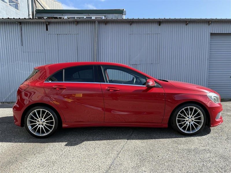 2013 Mercedes-Benz A 180 A180 AMG Sport, photo 2