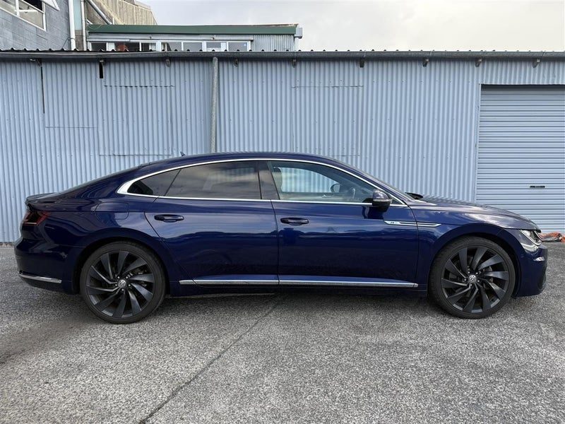 2018 Volkswagen Arteon R-Line, photo 2