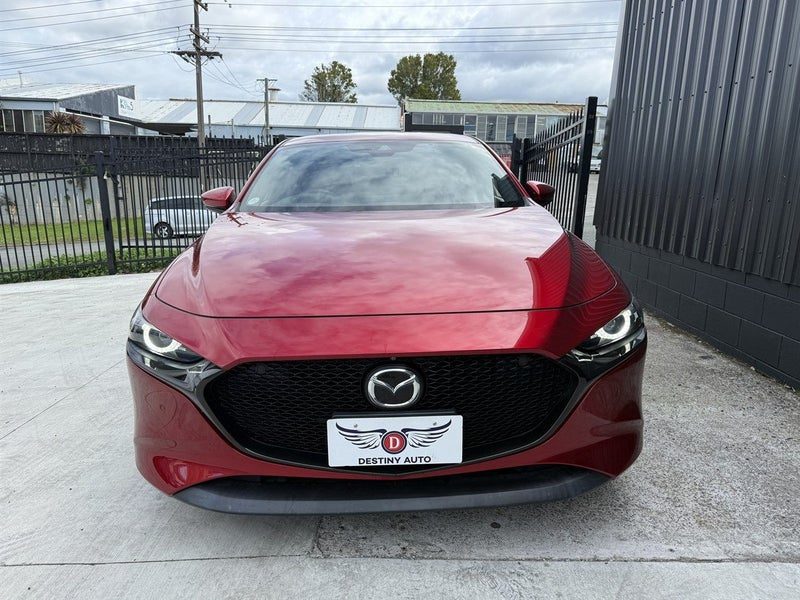 2020 Mazda 3 Burgundy Selection Red leather trim, photo 3