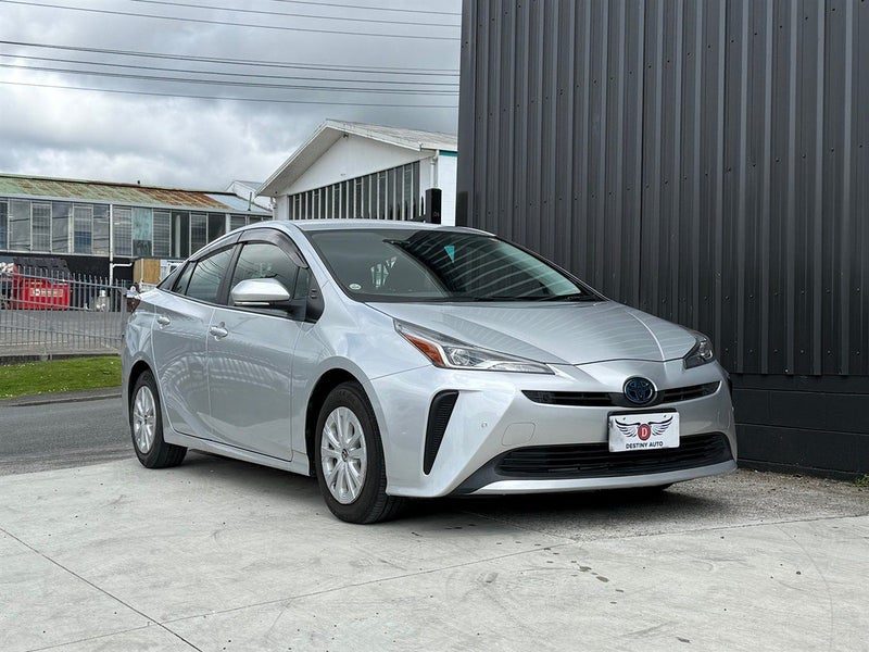 2021 Toyota Prius, main photo