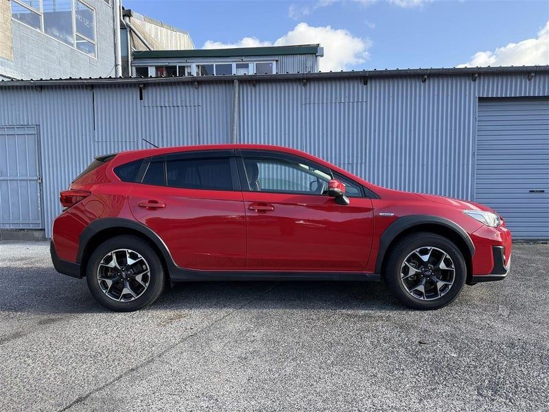 2019 Subaru XV 2.0E-L EYESIGHT 4WD HYBRID, photo 2