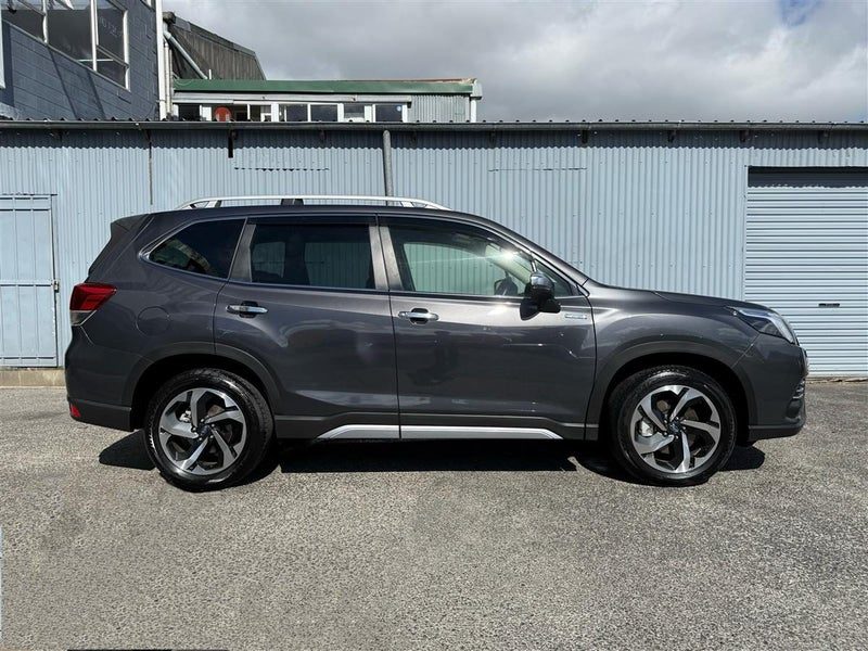 2023 Subaru Forester Hybrid ADVANCE 4WD, photo 2