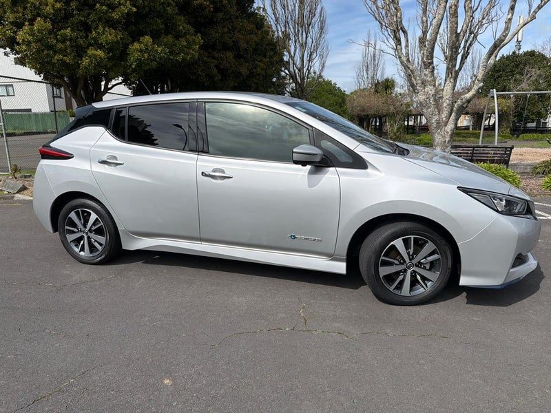 2019 Nissan Leaf X, photo 3