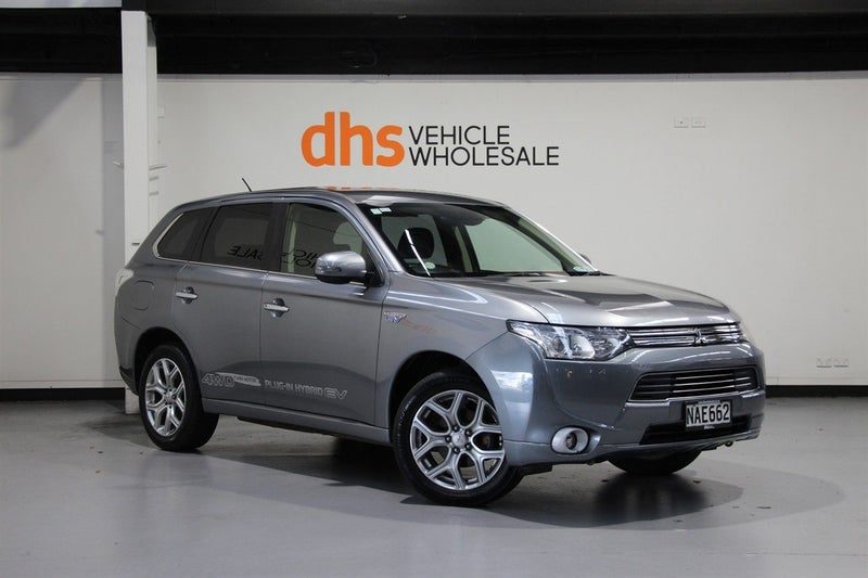 2014 Mitsubishi Outlander 2.0 4WD PHEV
