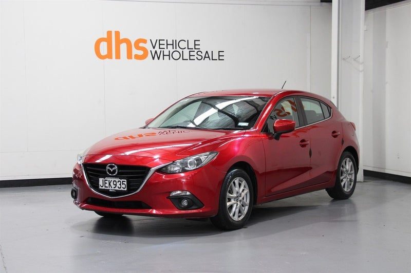 2015 Mazda 3 2.0 Auto Hatch, photo 3
