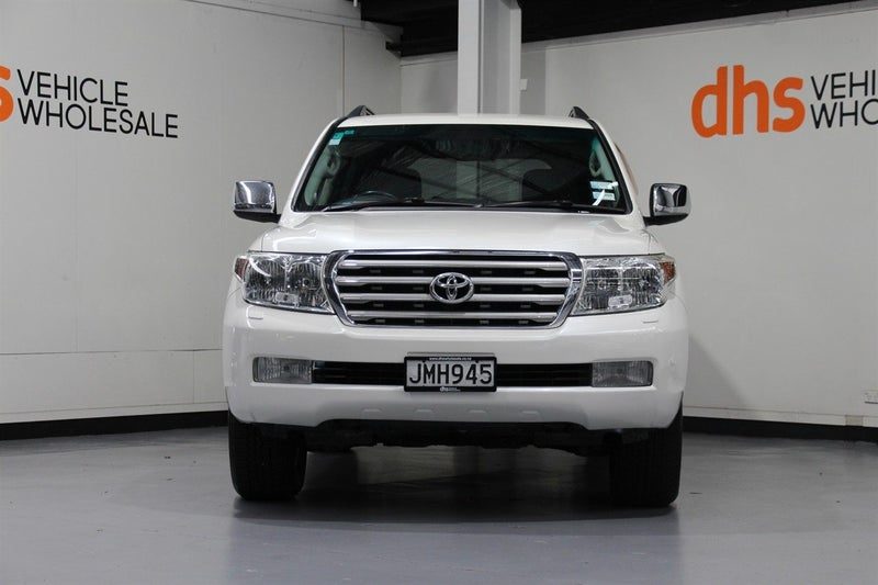 2010 Toyota Land Cruiser VX 4.5 Litre - 8 Seater, photo 2