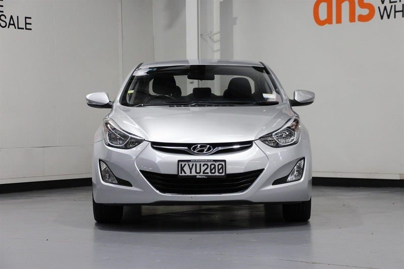 2015 Hyundai Elantra 1.8 Auto Sedan, photo 2