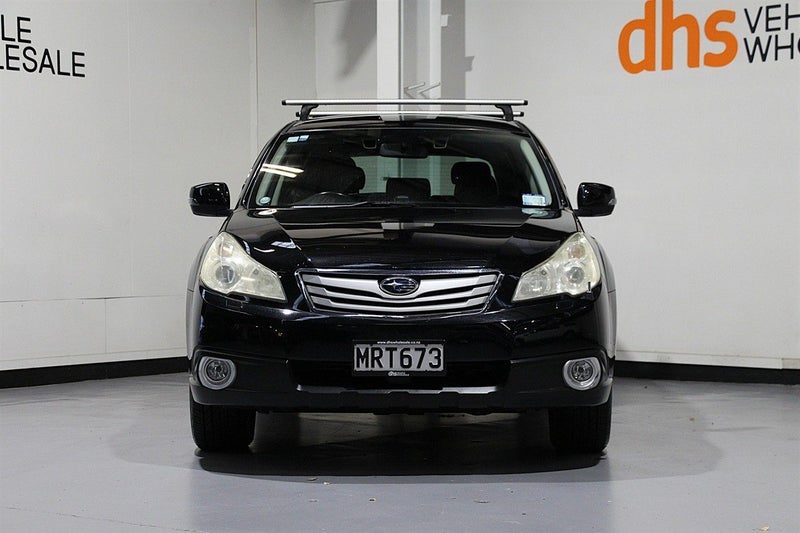 2011 Subaru Legacy 2.5 Litre AWD Wagon, photo 2