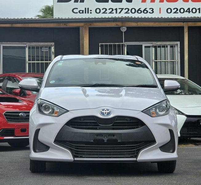 2021 Toyota Yaris Hybrid, photo 2