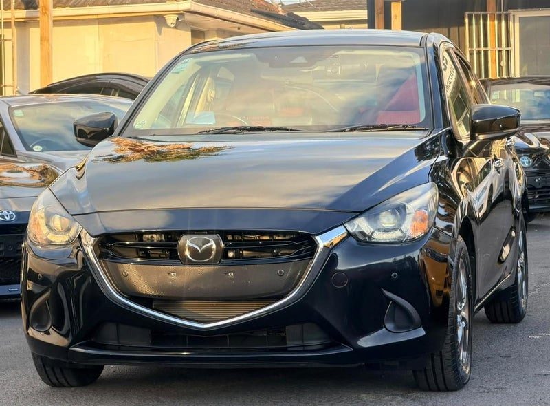 2017 Mazda Demio, photo 3
