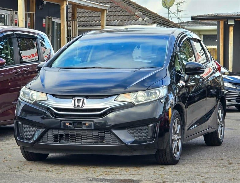2015 Honda Fit Hybrid, photo 3