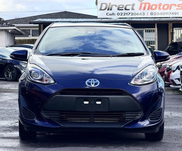 2018 Toyota Aqua Hybrid, photo 2