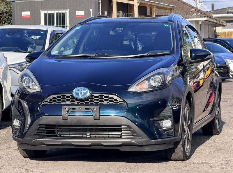 2017 Toyota Aqua Cross Crossover, photo 3