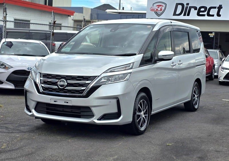 2021 Nissan Serena 8 Seater, photo 3