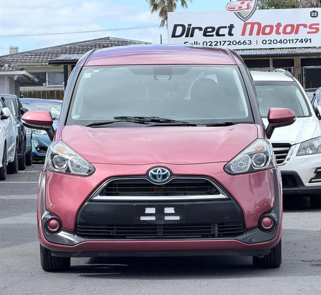 2017 Toyota Sienta Hybrid, photo 2