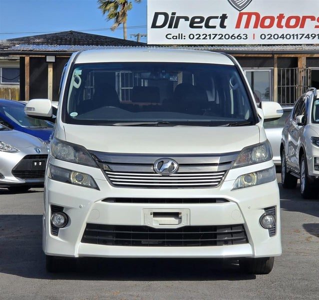 2013 Toyota Vellfire 7 Seater, photo 2