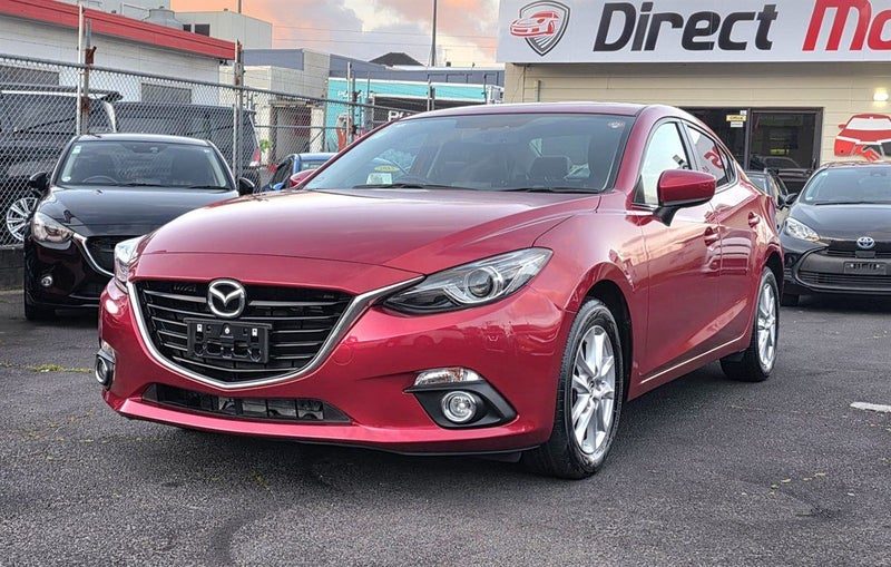 2014 Mazda Axela Hybrid, photo 3