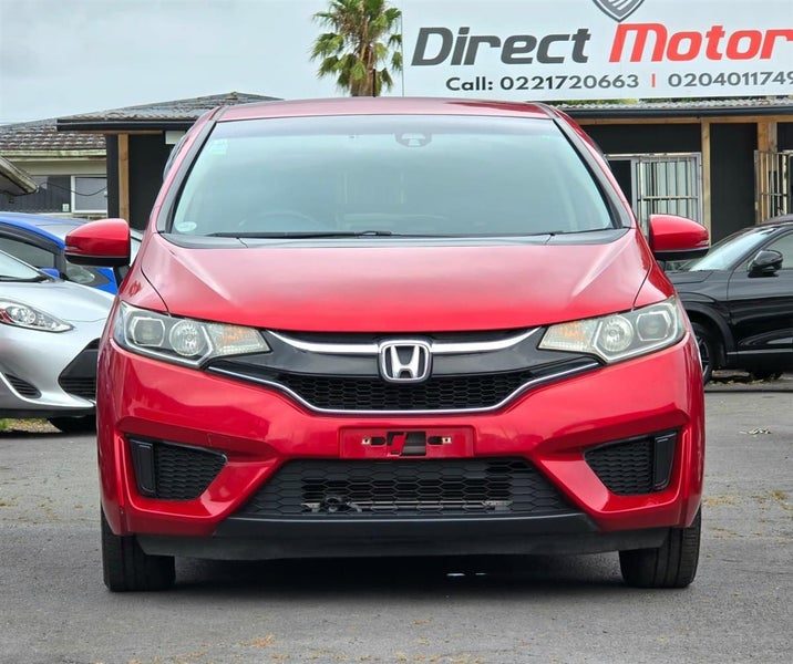 2016 Honda Fit Hybrid, photo 2