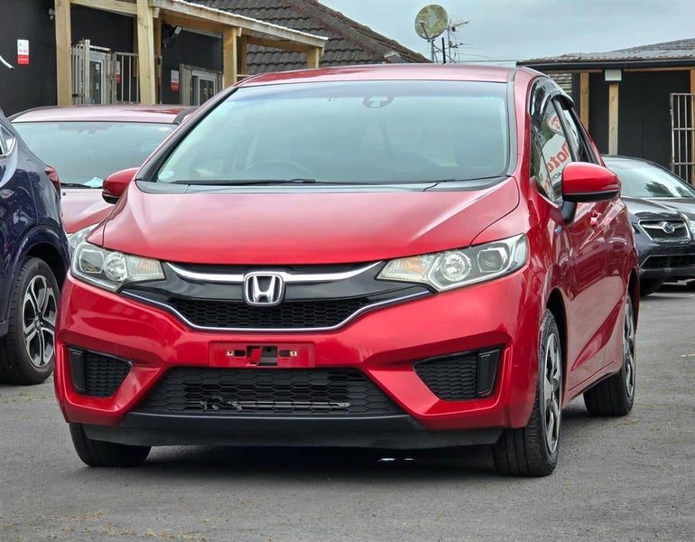 2016 Honda Fit Hybrid, photo 3