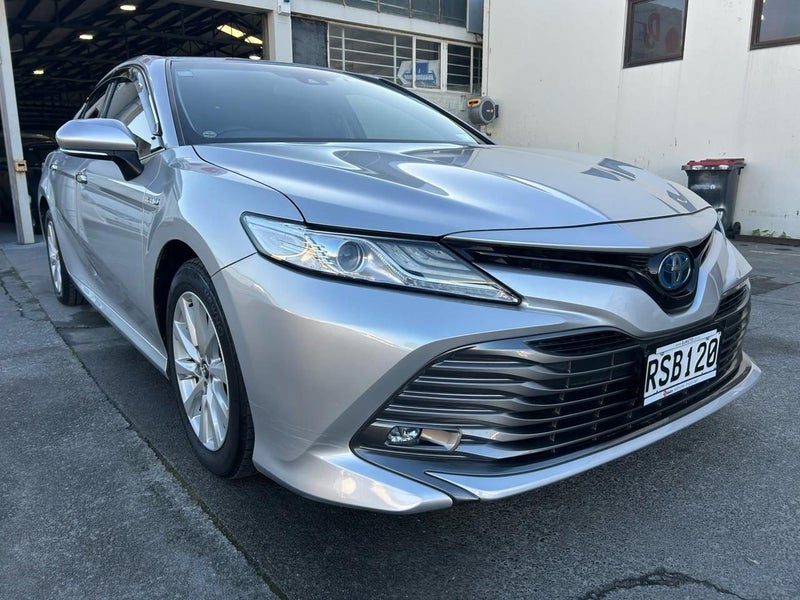 2018 Toyota Camry Hybrid New Shape, G Model, photo 3