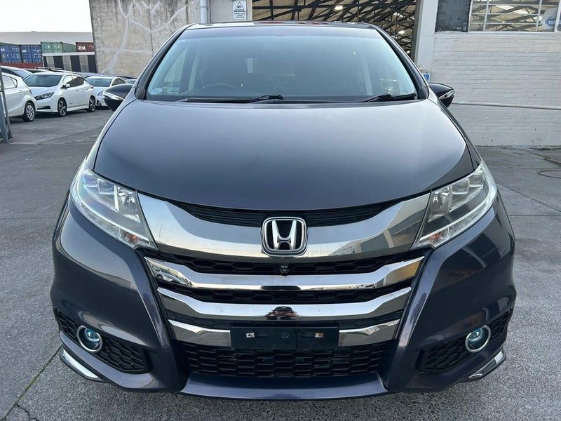 2013 Honda Odyssey Absolute, New Shape, 7 Seater, photo 2