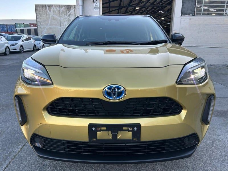 2021 Toyota Yaris Cross 1.5L Hybrid, Mini SUV, photo 2