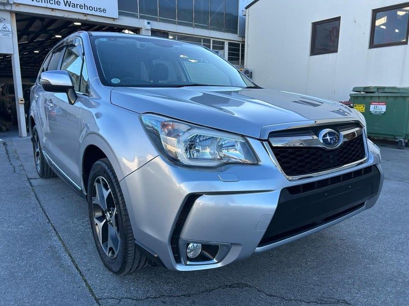 2013 Subaru Forester 2.0L XT, High Spec Model, photo 3