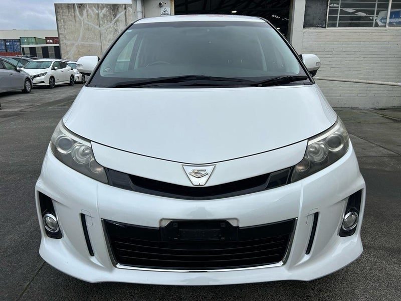 2014 Toyota Estima Aeras, 7 Seater, Black Interior, photo 2